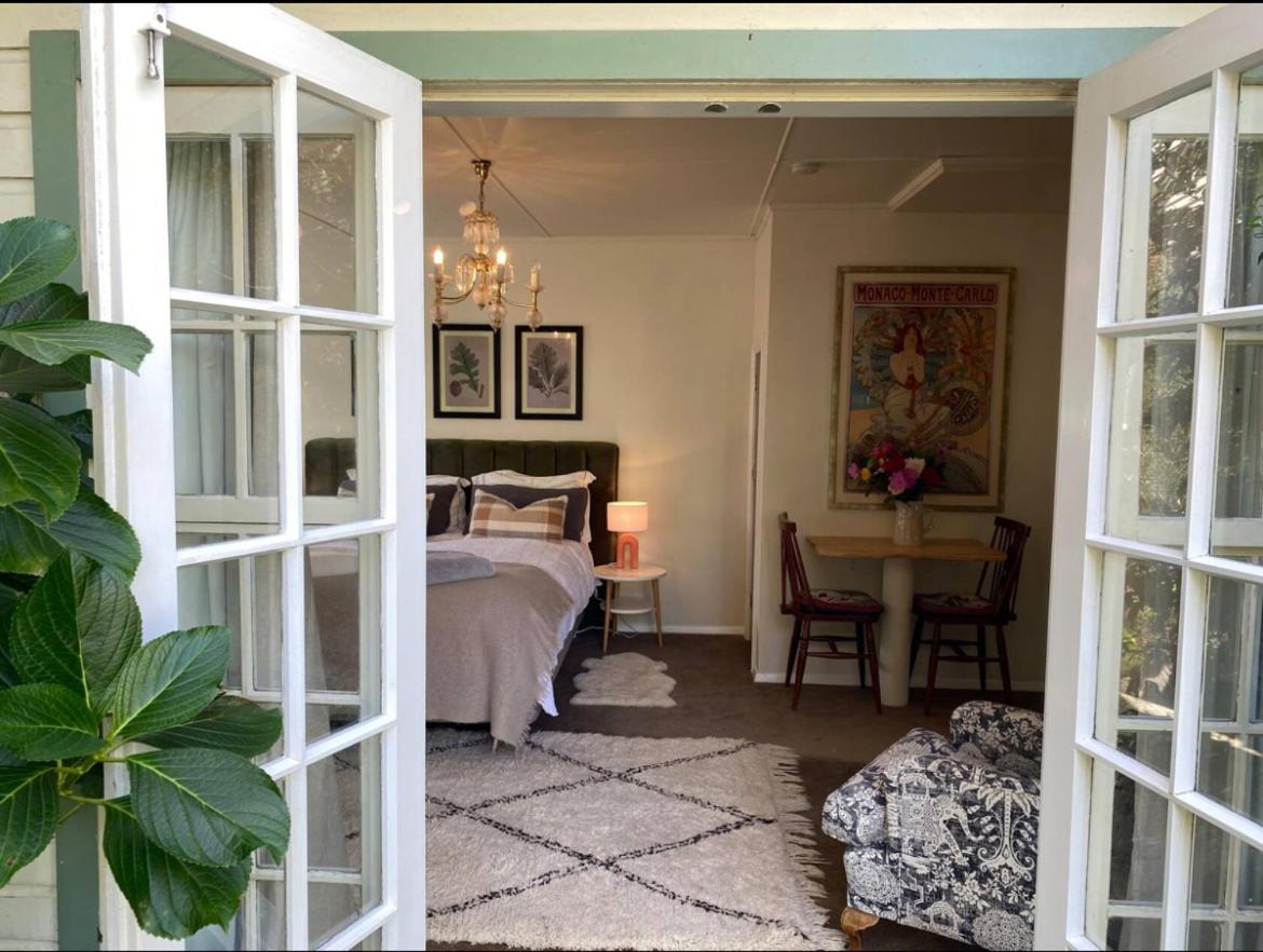 Green Door Cottage Грейтаун Экстерьер фото